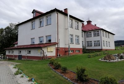 Termomodernizacja budynku  wraz  z zagospodarowaniem terenu  Szkoły Podstawowej w Berdechowie
