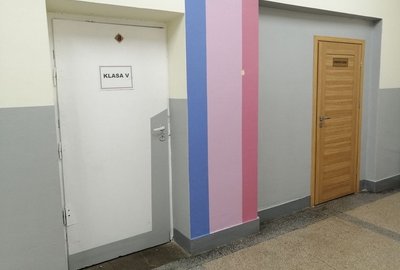 Prace remontowe w Szkole Podstawowej im. Św. Jana Pawła II w Gliniku