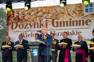 DOŻYNKI GMINNE 2025 - 544731538_1201489738686791_8427615955617365936_n.jpg