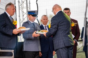 DOŻYNKI GMINNE 2025 - 545087315_1201489122020186_3094104715250596134_n.jpg