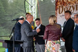 DOŻYNKI GMINNE 2025 - 545662638_1201490222020076_5733835521845668349_n.jpg