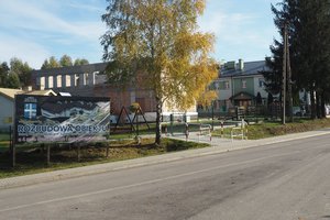 Wizyta Rady Gminy na placu budowy w Broniszowie - 1010677.jpg