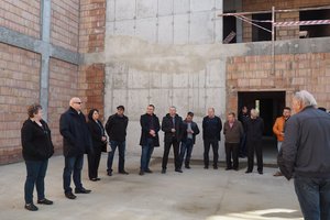 Wizyta Rady Gminy na placu budowy w Broniszowie - 1010685.jpg
