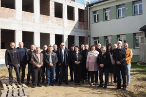 Wizyta Rady Gminy na placu budowy w Broniszowie - 1010723.jpg