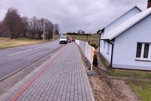 Budowa chodnika w m. Wielopole Skrzynskie - img_20240220_121416.jpg