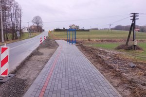 Budowa chodnika w m. Wielopole Skrzynskie - img_20240223_121940.jpg