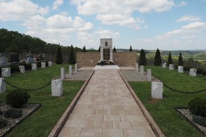 Uroczystość podsumowująca rewitalizację Cmentarza Wojskowego  w Wielopolu Skrzyńskim - p1011652.jpg