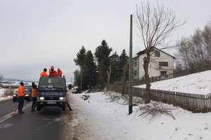 „Budowa napowietrznej linii oświetlenia ulicznego w miejscowości Glinik” - img_20211228_101708.jpg