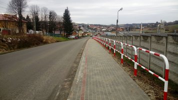 Przebudowa drogi powiatowej nr 1337R Sędziszów Małopolski – Bystrzyca – Wielopole Skrzyńskie poprzez budowę chodnika dla pieszych