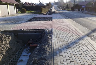 Przebudowa drogi wojewódzkiej Nr 986 Tuszyma - Ropczyce - Wiśniowa poprzez budowę chodnika dla pieszych