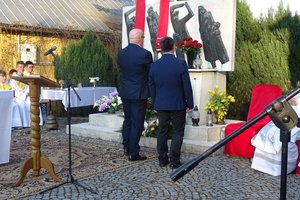 67 rocznica pożaru baraku szkolnego w Wielopolu Skrzyńskim - 09943.jpg