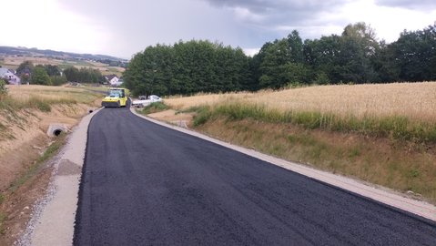 Przebudowa drogi wewnętrznej Glinik - Łysa Góra -Jamszcze