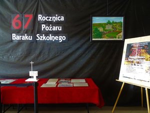 Uroczystość upamiętniająca 67 rocznicę pożaru kina objazdowego w Wielopolu Skrzyńskim