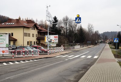 Budowa chodnika wraz z oznakowanym przejściem dla pieszych wzdłuż drogi wojewódzkiej Tuszyma - Ropczyce - Wiśniowa w miejscowości Wielopole Skrzyńskie