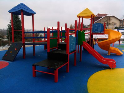 Budowa placu zabaw dla Samorządowego Przedszkola Krasnala Hałabały w Wielopolu Skrzyńskim