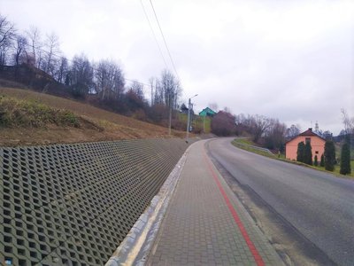 Budowa chodnika dla pieszych wzdłuż drogi powiatowej  Sędziszów Małopolski - Bystrzyca - Wielopole Skrzyńskie w miejscowości Nawsie