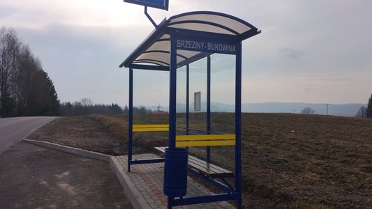 Montaż wiata przystankowej przy drodze gminnej Brzeziny-Bukowina-Mała