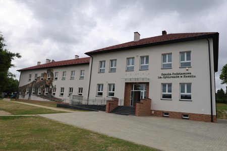 Termomodernizacja Szkoły Podstawowej im. Sybiraków w Nawsiu