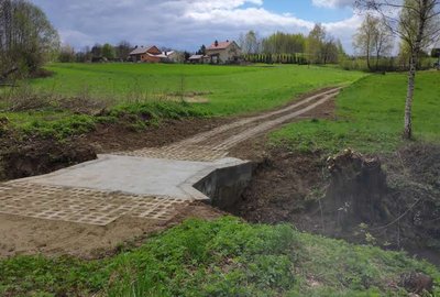 Modernizacja drogi wewnętrznej w m. Wielopole Skrzyńskie na dz.3420